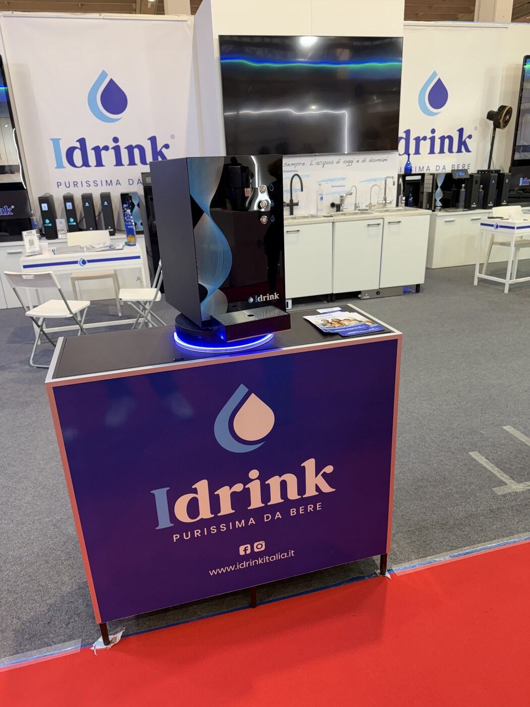 Depuratori iDrink esposti nello showroom